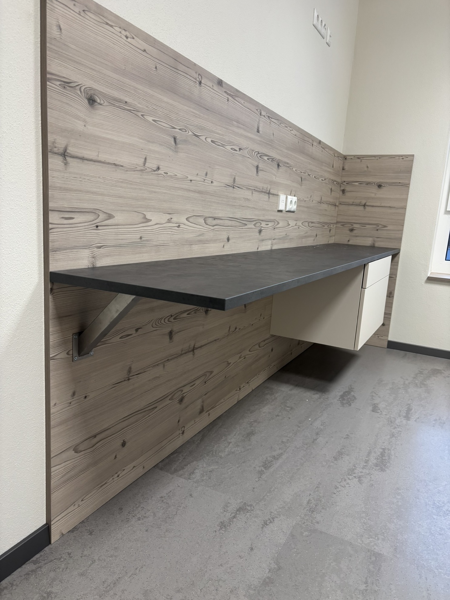 Christophorus Frauenkirchen Stützpunkt - Detail 7